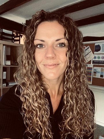 Psychotherapist - Reading - Lindsay Psychotherapist - Reading - Lindsay